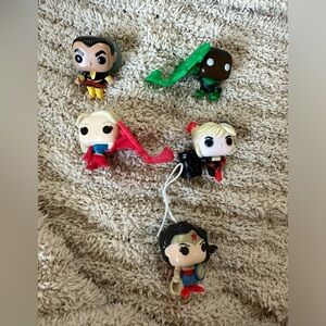 DC Kinder Joy - 5 toys